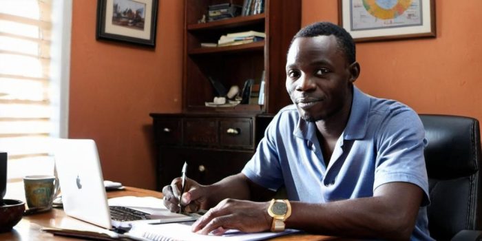 binary options scammer